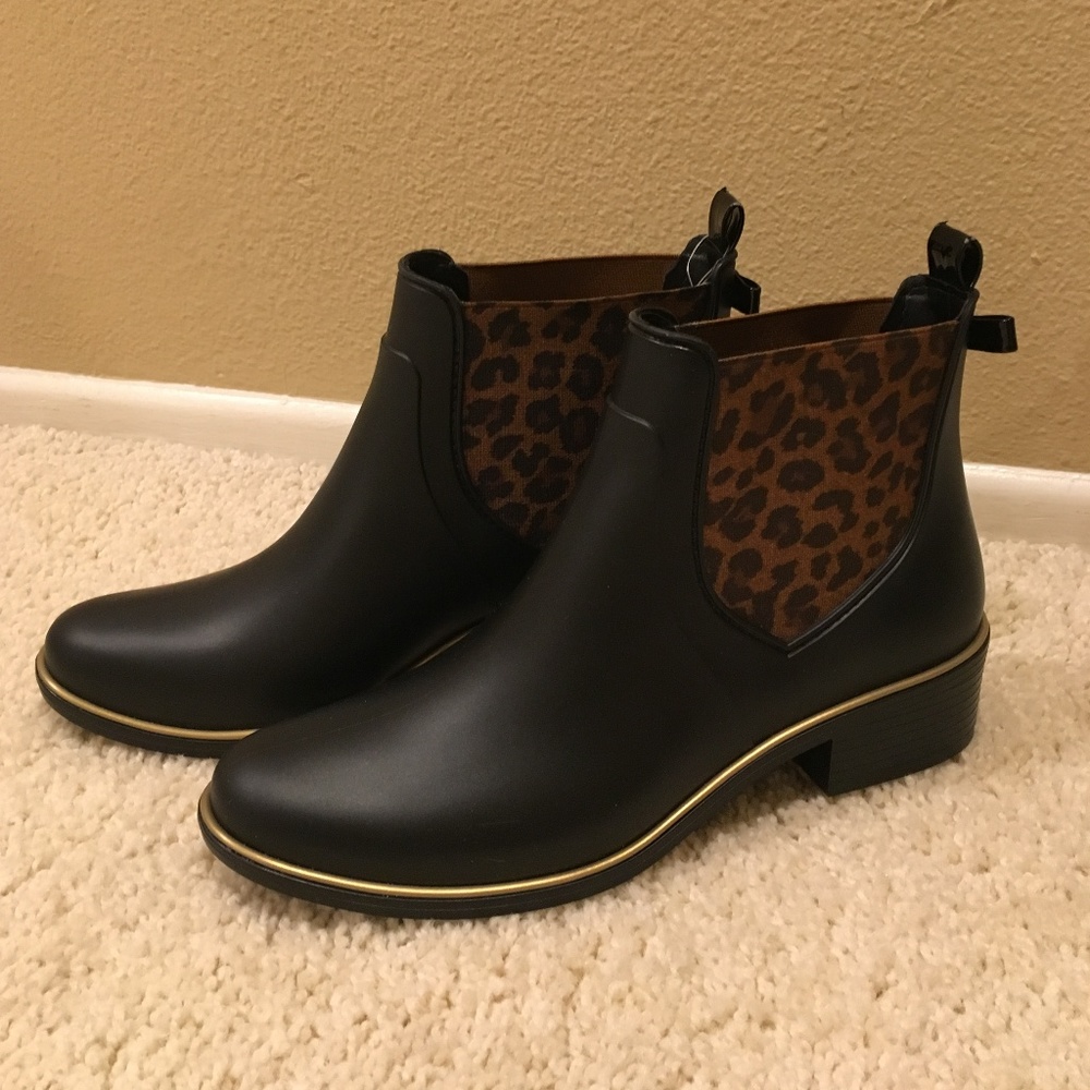NWOT Kate Spade Sedgwick Animal Print Rain Boots